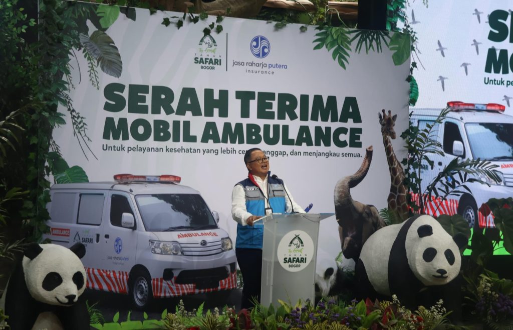 Jasaraharja Putera Hibahkan Ambulans untuk Tingkatkan Layanan Darurat di Taman Safari