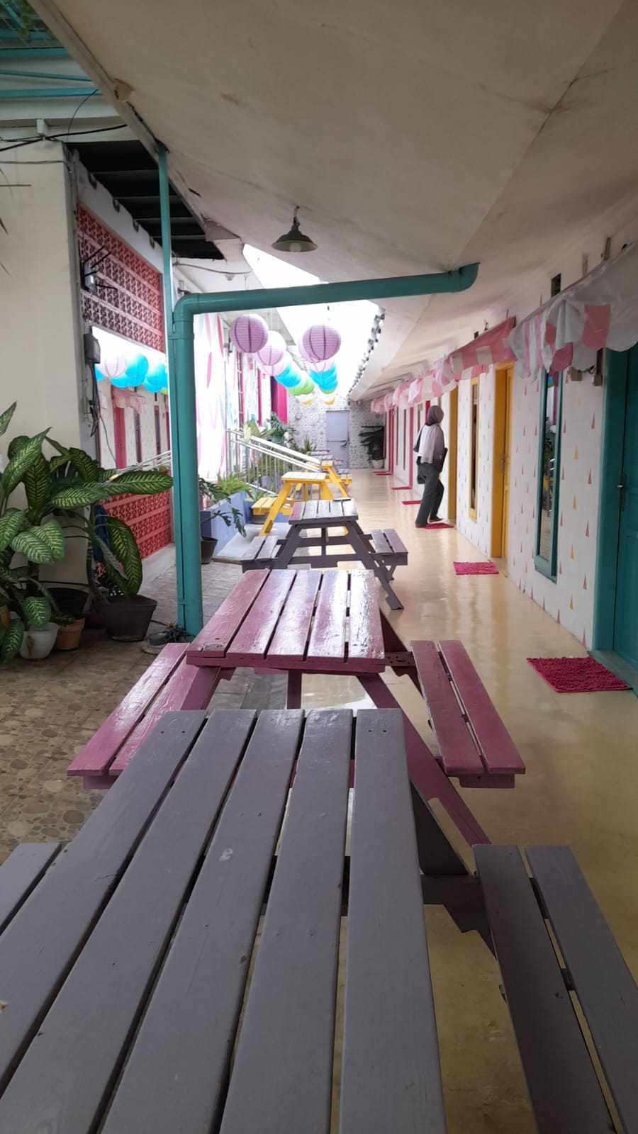 Ruang santai depan kamar