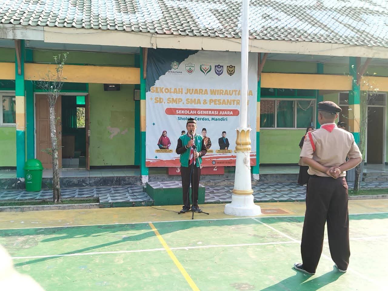 Guru Diperas Tenaga dan Pikiran Tapi Tetap Melarat, Sekolah Juara Wirautama nih Bos Senggol Dong